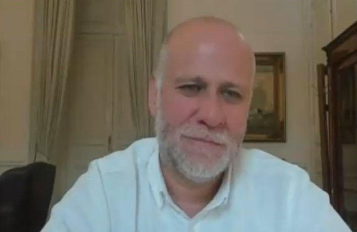 Elizalde por cambio de gabinete: 