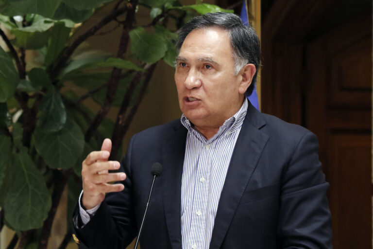 Diputado Mellado por ataque incendiario en Victoria: 