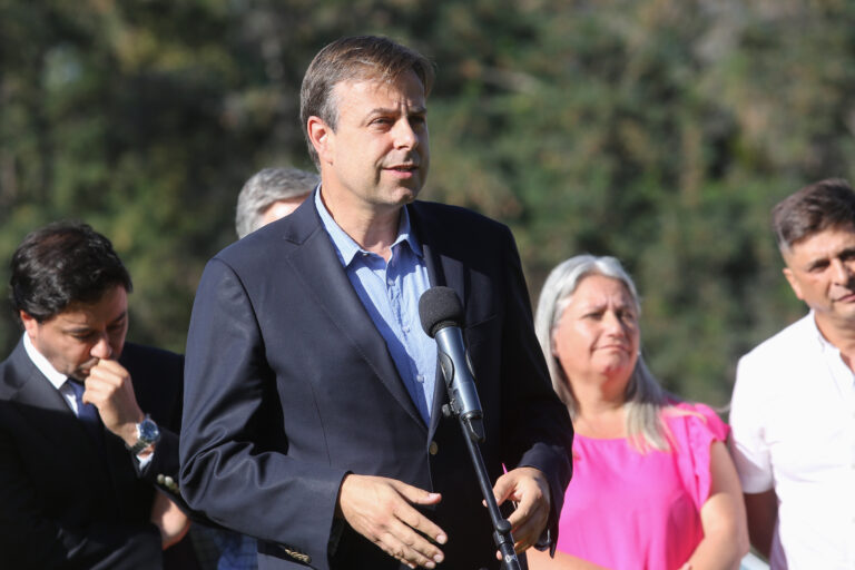 Codina emplazó al Gobierno afirmando que 