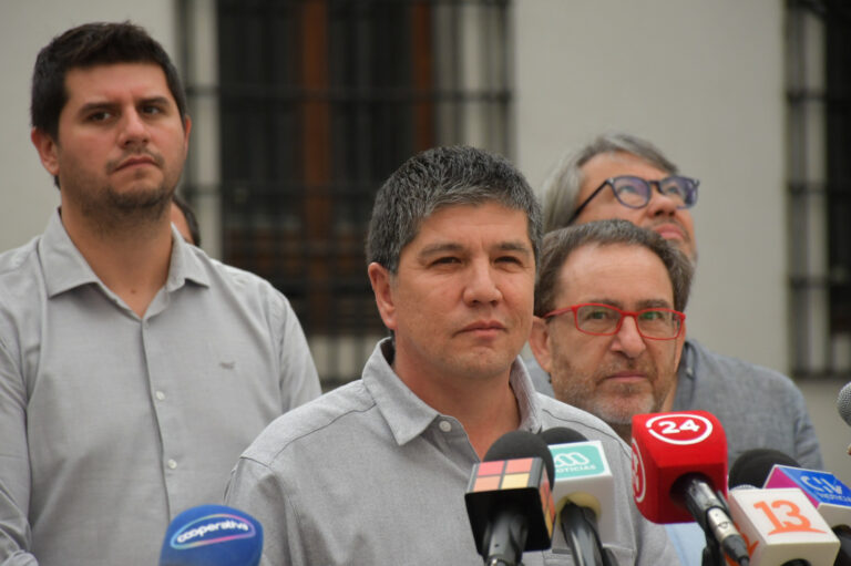 Subsecretario Monsalve confirmó el traslado de 6 presuntos miembros del Tren de Aragua a cárcel en Concepción