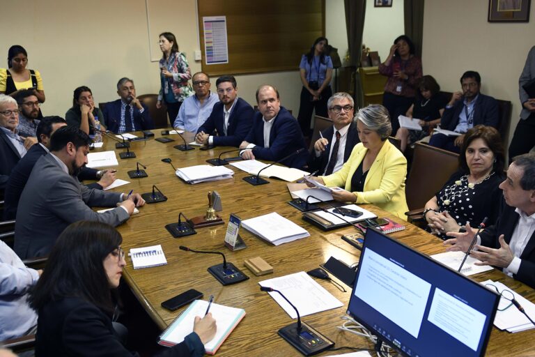 Reforma de pensiones: Ministra Jara llamó a la oposición a 