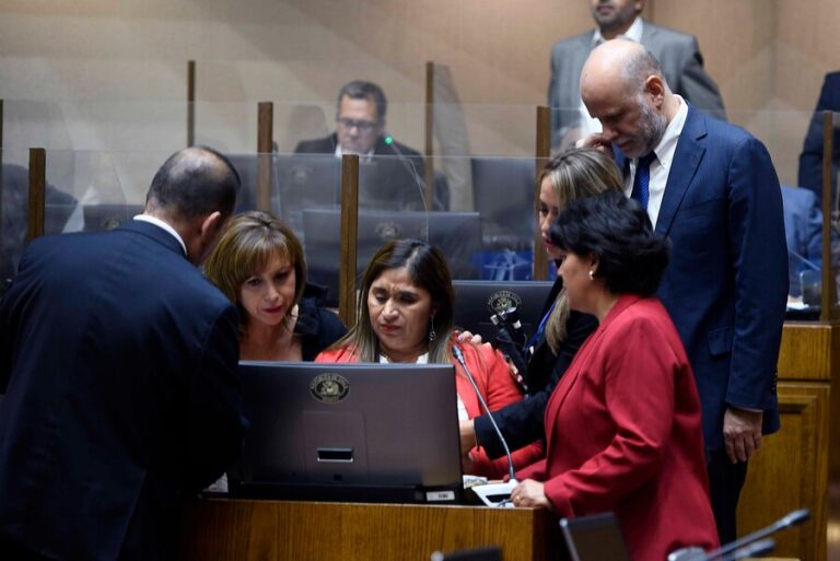 Pdte. Boric entrega apoyo a Campillai por dichos de Cordero: 