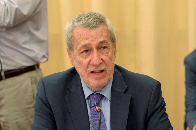 Alberto van Klaveren asume como nuevo ministro de Relaciones Exteriores