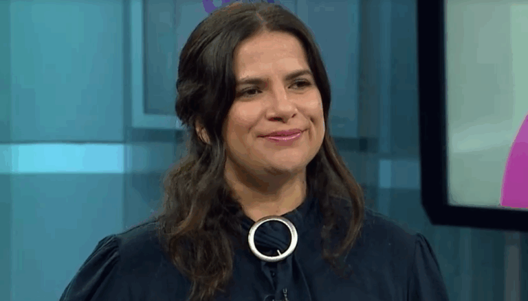 Ministra Orellana afirma que impulsará aborto sin causales durante gobierno, pero no este año