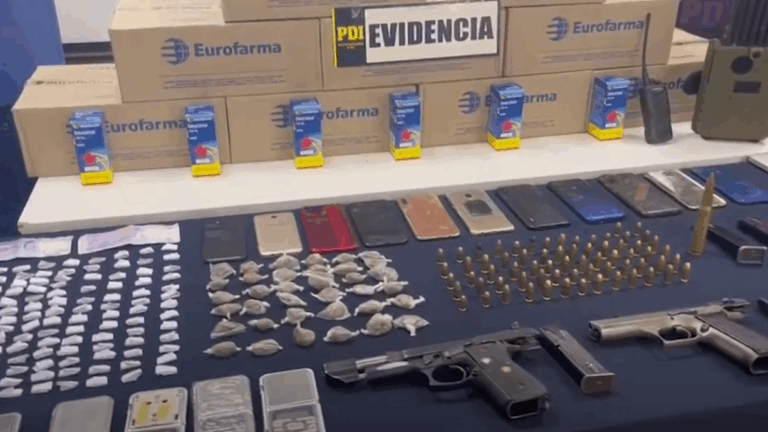 PDI desbarató banda criminal en Colina: Incautaron $15 millones en armas de fuego y drogas