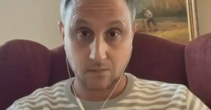 Dr. Araos y primer caso humano de gripe aviar en Chile: 