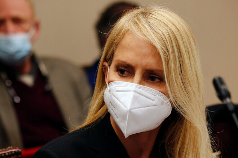 Cecilia Bolocco revela que padece “severa” enfermedad a la sangre: “No estoy bien de salud”