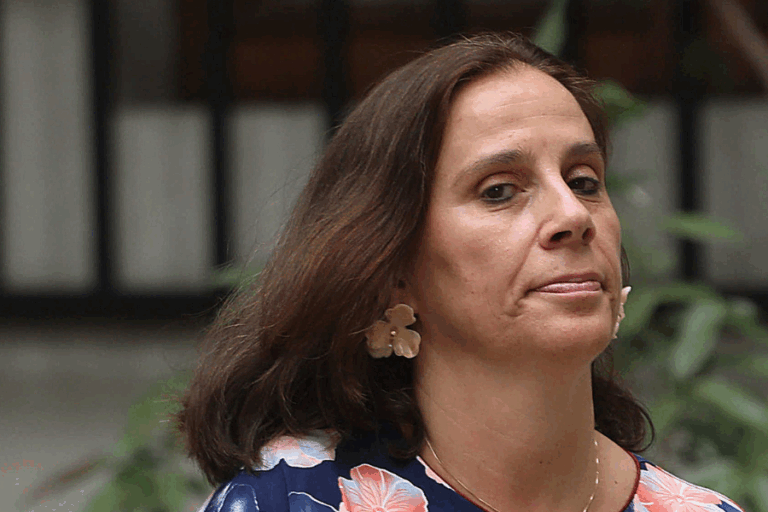 Remueven a jefa de gabinete de la ministra Urrejola tras filtración de audio