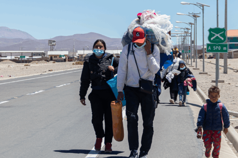 Adriana Palomera por creciente tensión migratoria con Bolivia: “No es posible solucionarlo sin coordinación internacional”