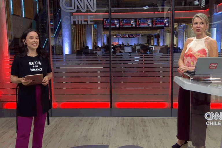 Así se vivió el sismo de magnitud 5.6 en el estudio de CNN Chile