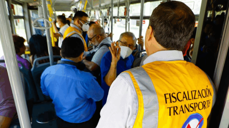 Evasión en Buses Red: Entre enero y marzo se han cursado cerca de 6 mil infracciones
