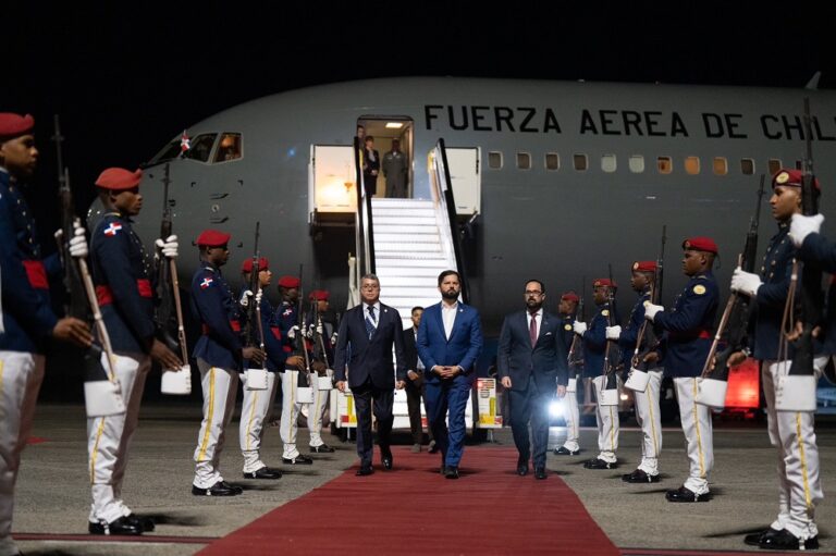 Pdte. Boric llega a República Dominicana para participar en la XXVIII Cumbre Iberoamericana