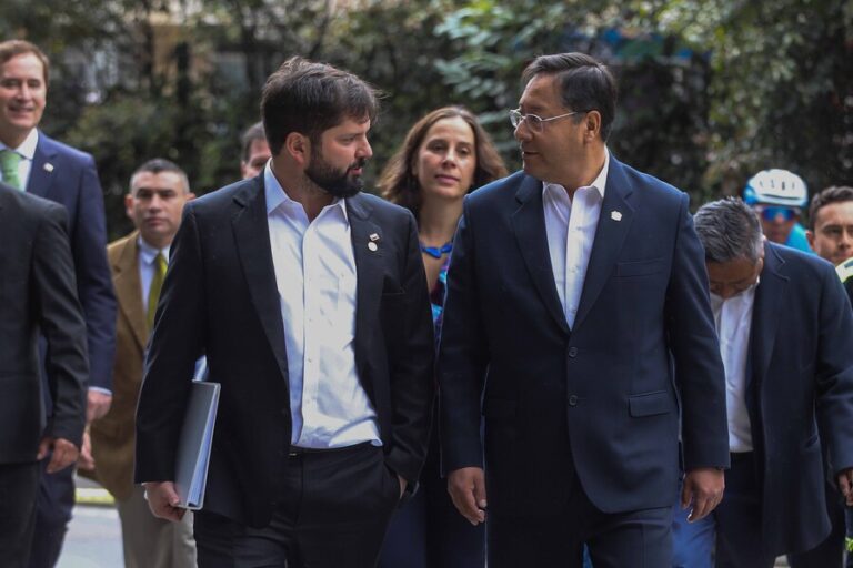 Bolivia refuta dichos de Boric sobre reconducción de migrantes: “No existe acuerdo que genere dicha obligación”