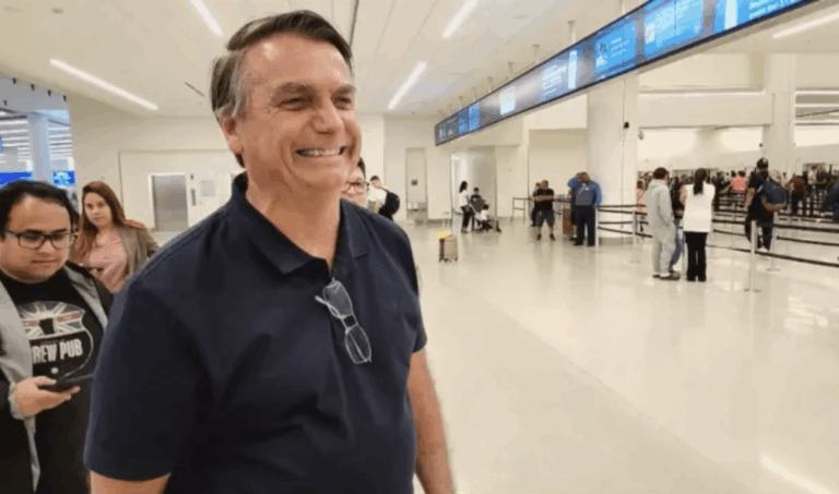 Bolsonaro viaja de regreso a Brasil: Aterrizará la mañana de este jueves proveniente de EE.UU.