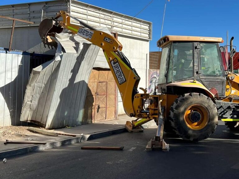 Municipio demuele la primera de más de 16 “narco casas” en Calama: “¡Esto será sin misericordia!”