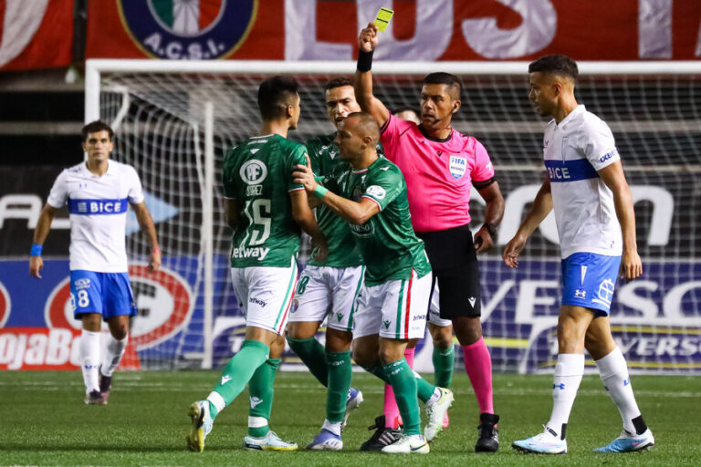 Nicolás Gamboa recibió 15 fechas de suspensión tras denuncia de Audax Italiano