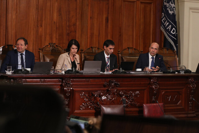 Minutos Constituyentes, capítulo 2: El debate del sistema político y la aprobación del índice