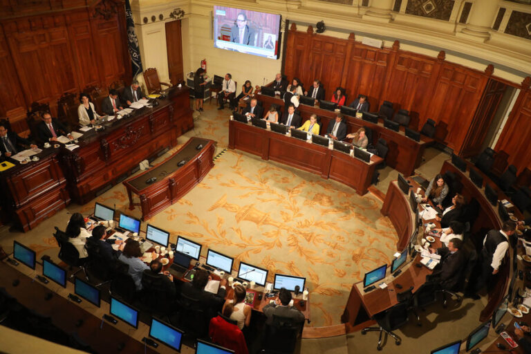 Comisión de Expertos definió estructura del anteproyecto de nueva Constitución