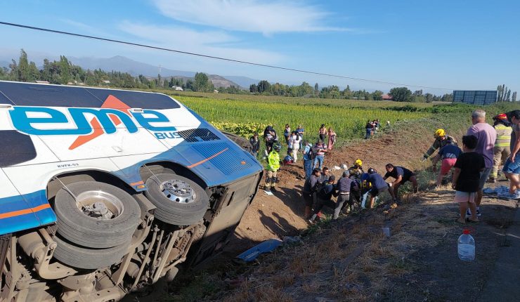 Prisión preventiva para conductor de Eme Bus tras fatal accidente en Chimbarongo: Dio positivo a narcotest