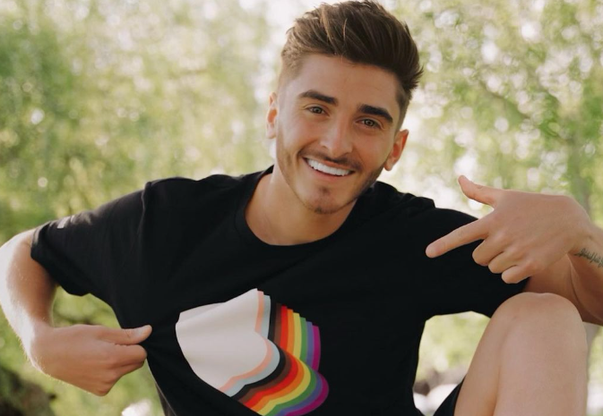 Josh Cavallo, el primer futbolista profesional en declararse gay, recibe amenazas de muerte