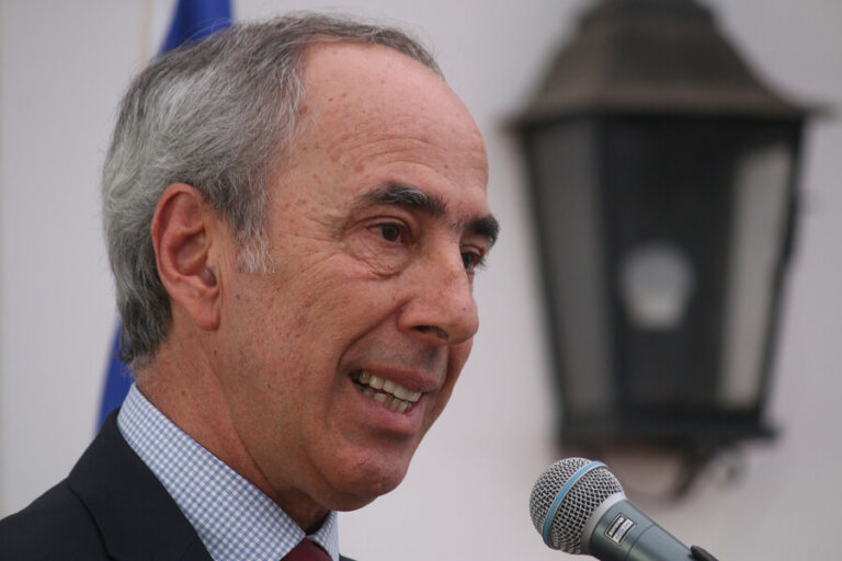 CPC responde a llamado de Marcel a invertir: 