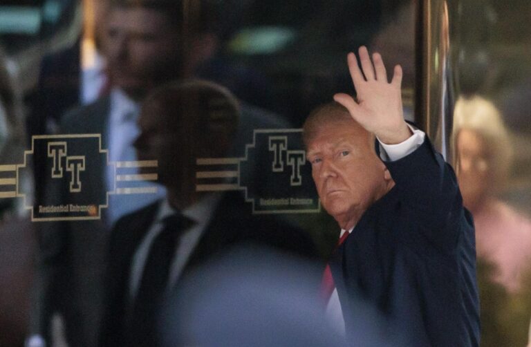 El itinerario de Donald Trump para este martes: Entre una estrategia legal y política