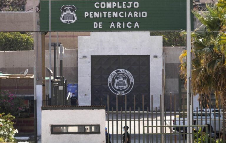 Hombre fue asesinado al interior de cárcel en Arica: Fue atacado con objeto cortopunzante