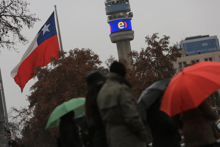 Compañía General de Electricidad anunció plan para enfrentar el sistema frontal en la RM