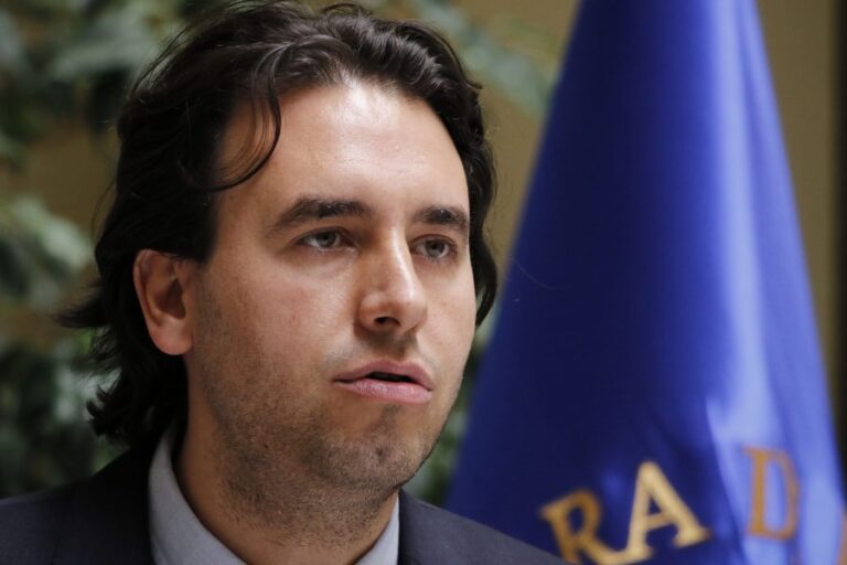 Tras críticas a acuerdo de seguridad: Vlado Mirosevic llamó a 