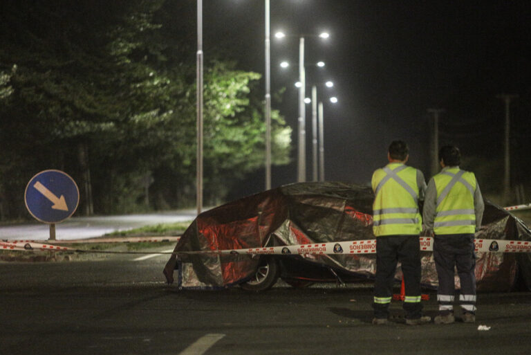 Volcamiento de camioneta en el kilómetro 54 de la Ruta de la Madera dejó una persona muerta