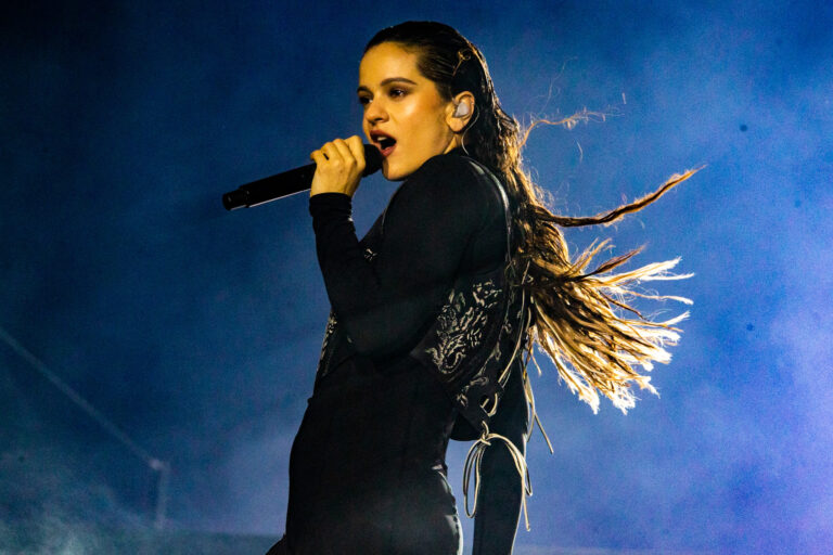 Rosalía vuelve a México y ofrecerá un concierto gratuito