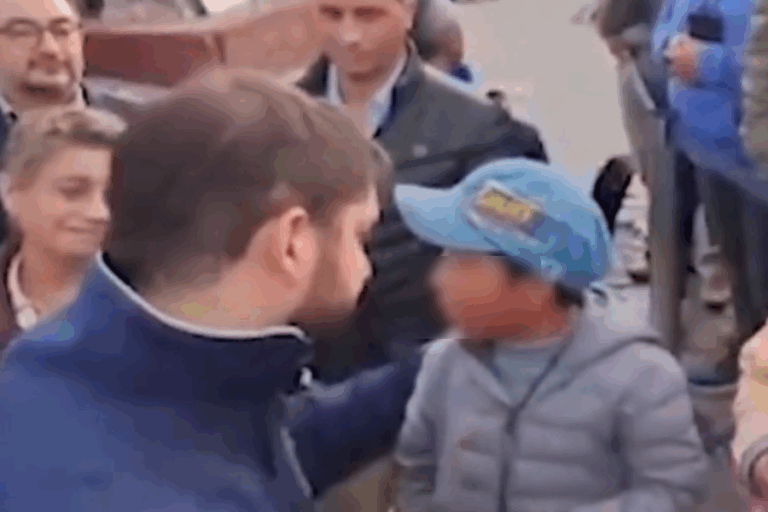 Niño sorprende al presidente Boric con pregunta sobre carabineros asesinados: 