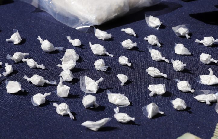 Sorprenden a sujeto con más de 5.700 envoltorios de cocaína durante control preventivo