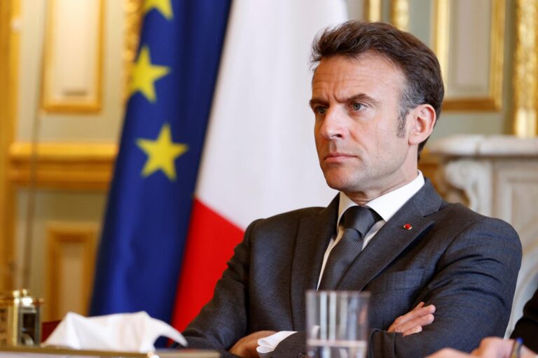 Macron ante protestas por reforma previsional: “Los huevos y las cacerolas sirven solo para cocinar en mi casa”