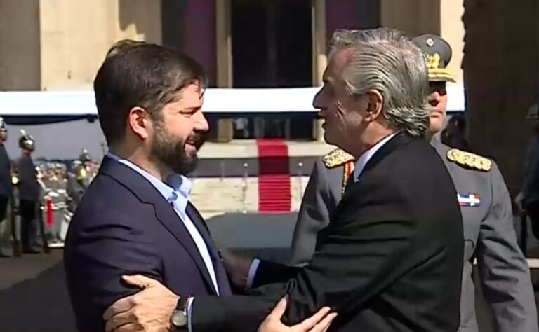Pdte. Boric recibe a Alberto Fernández para conmemorar los 205 años del Abrazo de Maipú