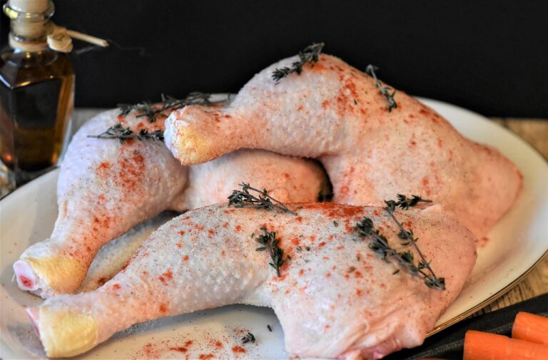OPS advierte que la gripe aviar podría generar problemas en la producción de pollo en Sudamérica