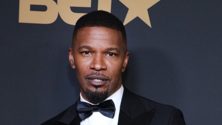 Jamie Foxx reaparece en redes sociales mientras se recupera de una 