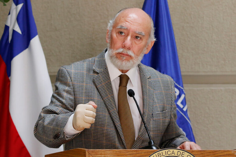 Iván Flores: 