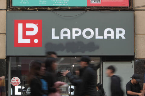 Delincuentes realizan millonario robo a sucursal de La Polar: Tenían llaves y claves de acceso