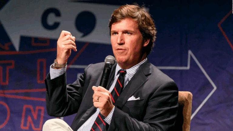 Tucker Carlson sale de Fox News tras acuerdo con Dominion Voting Sistems para evitar juicio por difamación