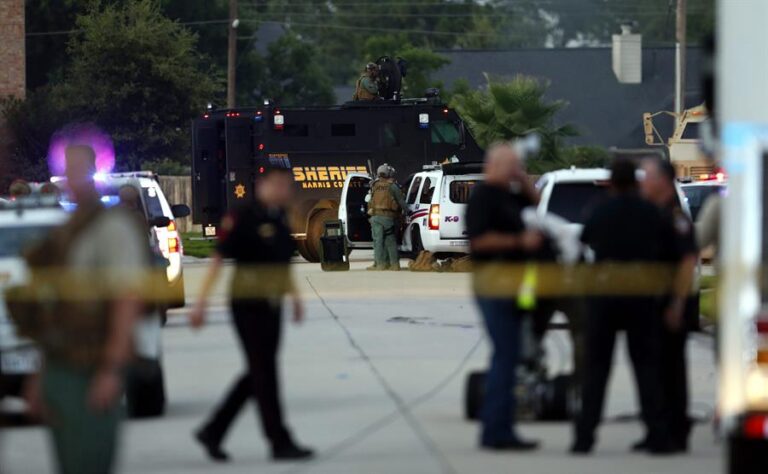 Estados Unidos: Tiroteo en Nuevo México deja tres muertos y al menos dos policías heridos