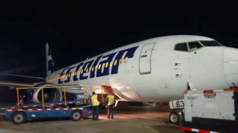 115 venezolanos abordaron vuelo de repatriación en Arica
