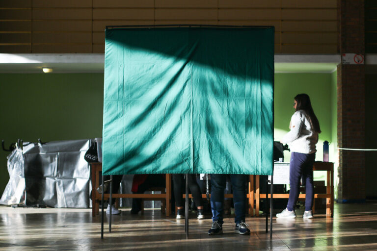 Galvarino: Vocal de mesa murió tras descompensarse en local de votación