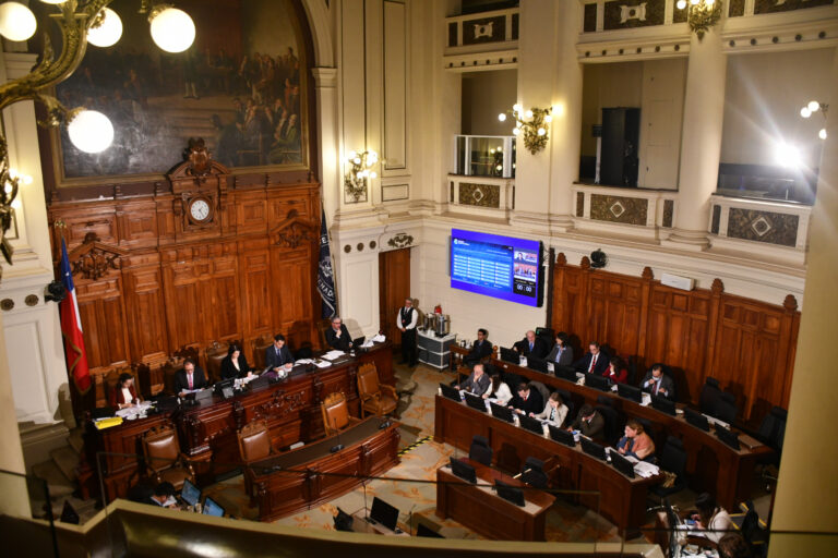 Comisión Experta despachó el anteproyecto constitucional y entregará el texto a los consejeros