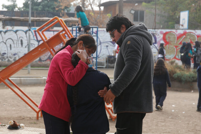 Intoxicación en Cerro Navia: 39 estudiantes resultaron afectados, sin necesidad de hospitalización