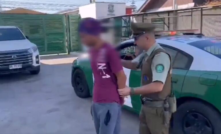 Hombre fue detenido tras robar un voto y darse a la fuga en Coquimbo