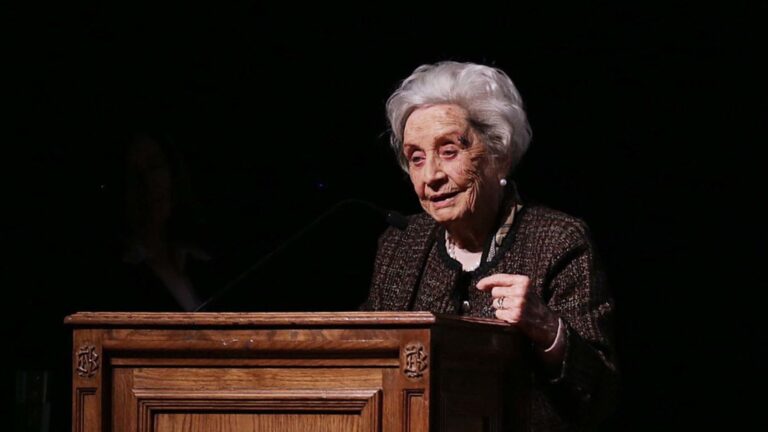 Muere Marta Cruz-Coke, creadora del Día del Patrimonio y primera directora de la Biblioteca Nacional