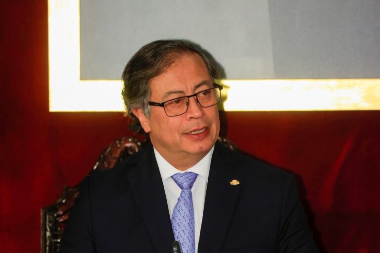 Gustavo Petro compara el ascenso de Vox en España con el triunfo del nazismo en 1933