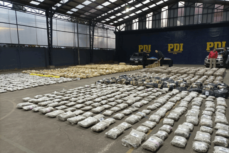 Incautan cerca de dos toneladas de droga proveniente de Bolivia: Está avaluada en más de $10 mil millones