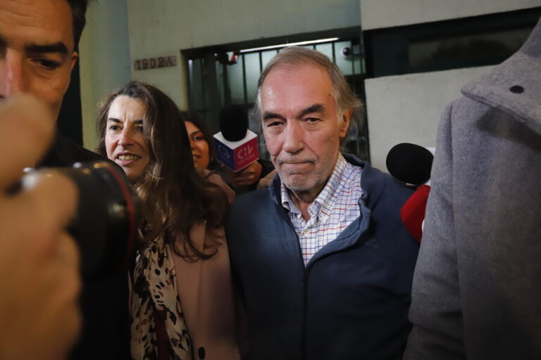 Exsenador Jaime Orpis salió en libertad condicional